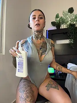 lurosscy online show from January 11, 10:27 pm