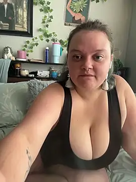 Snapshot of xXJJIvyXx chatting on October 11, 4:19 pm xXJJIvyXx online show from October 11, 4:19 pm