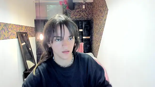 Mia Carter   online show from October 18, 8:00 pm