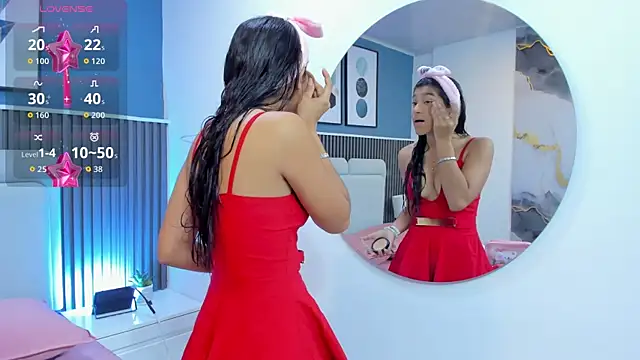 Snapshot of liz__cute chatting on November 13, 11:36 am liz cute online show from November 13, 11:36 am