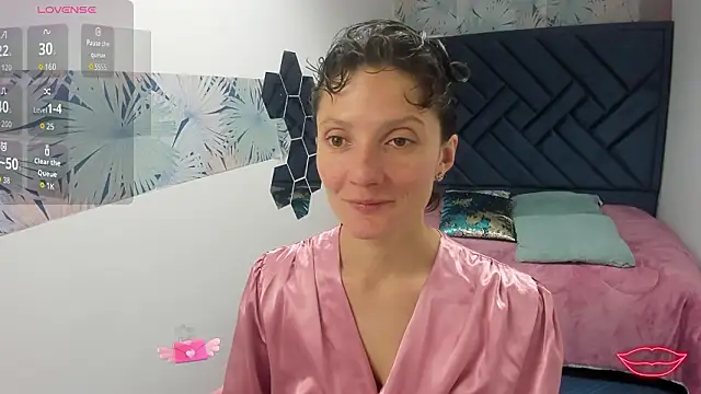 Valery More   online show from February 13, 1:11 pm