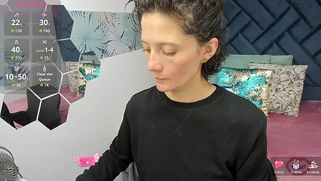 Valery More   online show from February 12, 1:11 pm