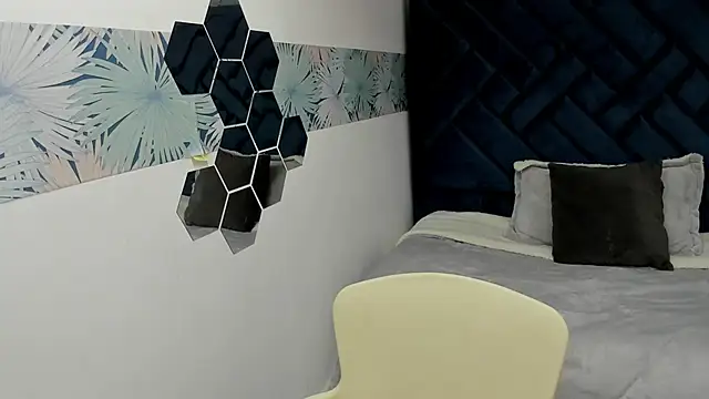 Valery More   online show from November 21, 12:37 pm