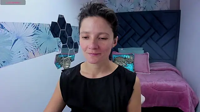 Valery More   online show from May 4, 1:03 pm