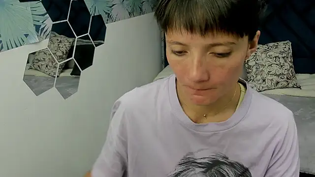 Valery More   online show from October 16, 12:24 pm