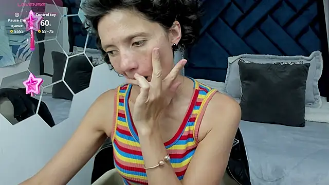 Valery More   online show from October 15, 12:24 pm