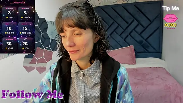 Snapshot of Valery_More__ chatting on July 21, 12:28 pm Valery More online show from July 21, 12:28 pm