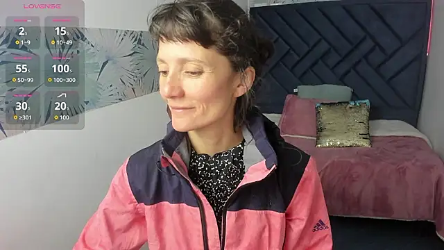 Valery More   online show from March 18, 1:13 pm