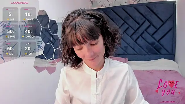 Snapshot of Valery_More__ chatting on July 10, 2:17 pm Valery More online show from July 10, 2:17 pm