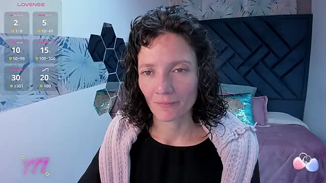 Valery More   online show from May 29, 1:17 pm