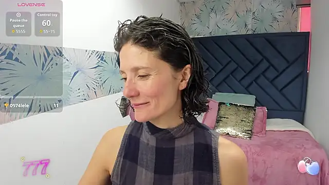 Valery More   online show from March 19, 1:22 pm