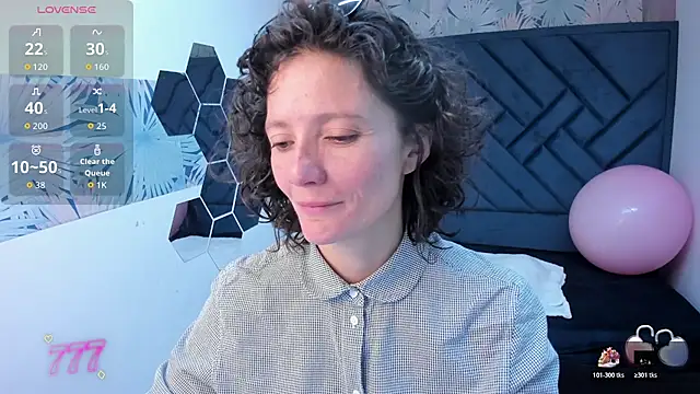Snapshot of Valery_More__ chatting on June 12, 1:20 pm Valery More online show from June 12, 1:20 pm