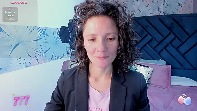 Valery More   online show from May 14, 1:08 pm