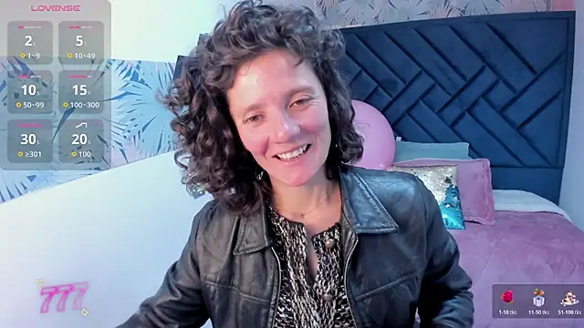 Valery More   online show from June 1, 2:06 pm