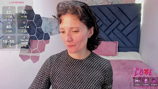 Snapshot of Valery_More__ chatting on July 7, 1:36 pm Valery More online show from July 7, 1:36 pm
