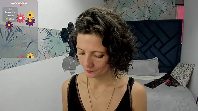 Valery More   online show from December 2, 12:29 pm