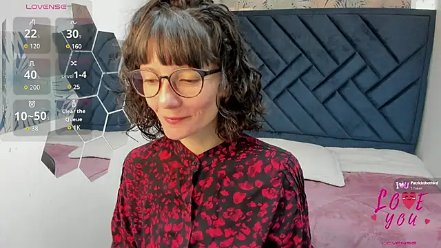 Snapshot of Valery_More__ chatting on June 27, 1:17 pm Valery More online show from June 27, 1:17 pm