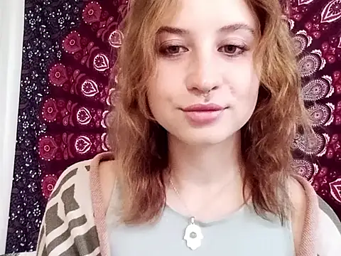 Snapshot of AdalynKiss chatting on October 2, 6:17 am AdalynKiss online show from October 2, 6:17 am