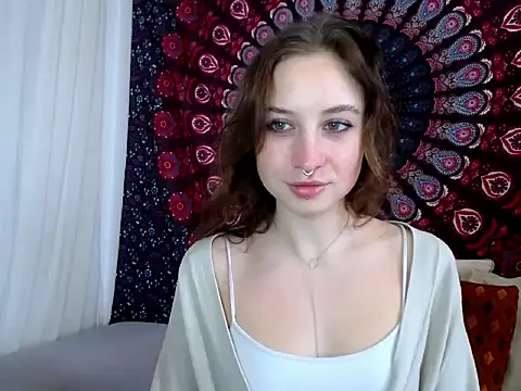 AdalynKiss online show from February 18, 7:28 am