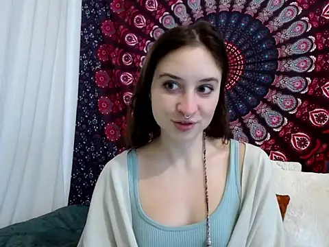 AdalynKiss online show from December 4, 7:18 am