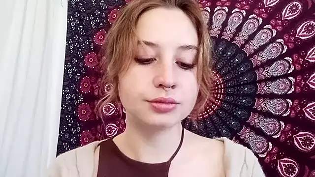 Snapshot of AdalynKiss chatting on October 7, 6:14 am AdalynKiss online show from October 7, 6:14 am