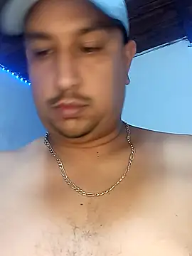 Snapshot of Tequilamaster chatting on December 19, 10:34 pm Tequilamaster online show from December 19, 10:34 pm