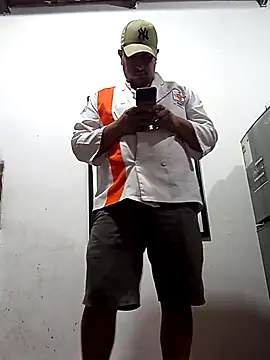 Snapshot of Tequilamaster chatting on November 13, 2:54 pm Tequilamaster online show from November 13, 2:54 pm