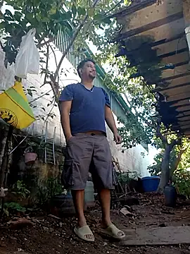 Snapshot of Tequilamaster chatting on April 28, 1:26 pm Tequilamaster online show from April 28, 1:26 pm