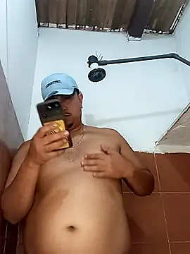 Snapshot of Tequilamaster chatting on January 17, 7:01 am Tequilamaster online show from January 17, 7:01 am