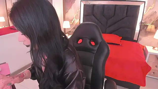 SusanVilla online show from February 18, 7:54 pm