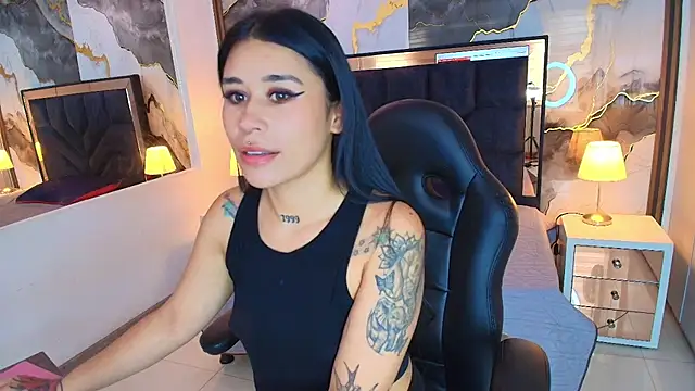 SusanVilla online show from July 15, 7:54 pm
