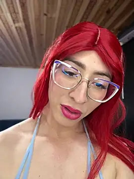 Snapshot of NICOLLE__12 chatting on July 9, 8:41 pm NICOLLE 12 online show from July 9, 8:41 pm