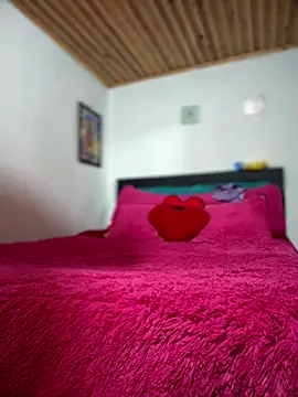 NICOLLE  12 online show from December 19, 1:46 pm