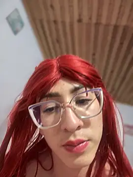 Snapshot of NICOLLE__12 chatting on October 18, 7:38 pm NICOLLE 12 online show from October 18, 7:38 pm