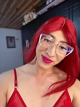 NICOLLE  12 online show from April 11, 5:15 am