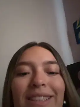 Snapshot of Miia_Millerr chatting on October 31, 11:18 am Miia Millerr online show from October 31, 11:18 am