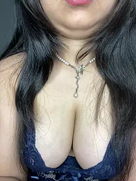 soniyaverma00 online show from April 3, 7:37 am