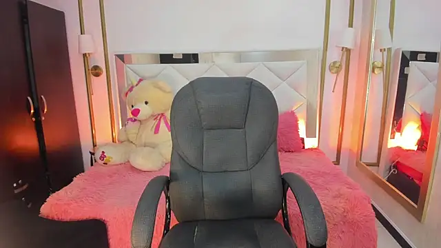 i kristi online show from February 28, 7:57 pm