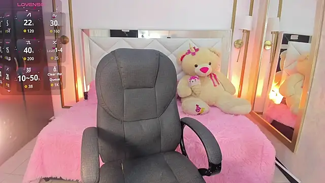 i kristi online show from February 7, 8:39 pm