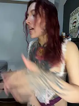 SelenaRouge1 online show from February 19, 2:52 am