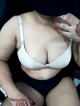 Snapshot of nakedqueen4u chatting on October 10, 6:42 pm nakedqueen4u online show from October 10, 6:42 pm
