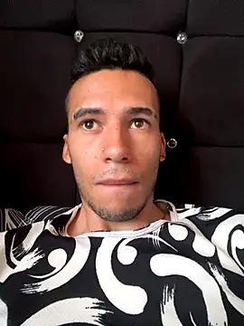 Snapshot of wiland_hot23 chatting on October 15, 4:04 pm wiland hot23 online show from October 15, 4:04 pm