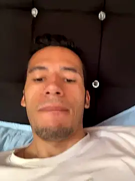 Snapshot of wiland_hot23 chatting on November 3, 6:11 pm wiland hot23 online show from November 3, 6:11 pm