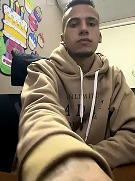 Snapshot of wiland_hot23 chatting on November 13, 6:39 am wiland hot23 online show from November 13, 6:39 am