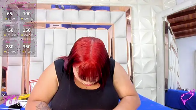 violet milleer online show from April 12, 7:28 pm