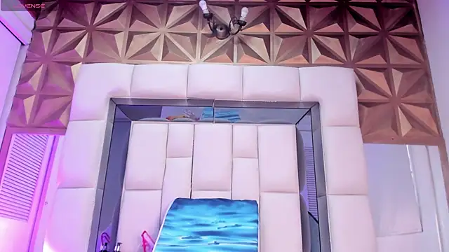 violet milleer online show from March 15, 7:21 pm