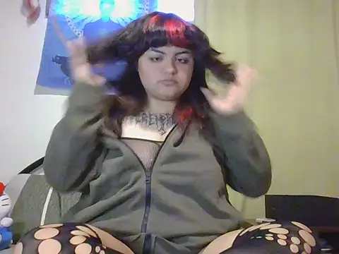 crucifxcked online show from October 17, 11:01 am