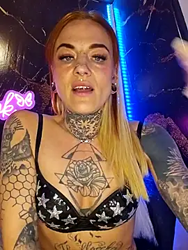 Snapshot of Peach420live chatting on November 22, 9:24 pm Peach420live online show from November 22, 9:24 pm