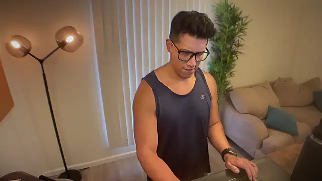 austinfxxx online show from October 3, 8:54 pm