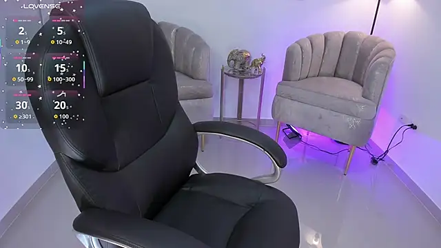 zharaa fox online show from November 18, 3:54 am